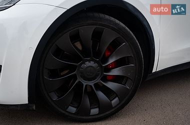 Внедорожник / Кроссовер Tesla Model Y 2020 в Хмельницком