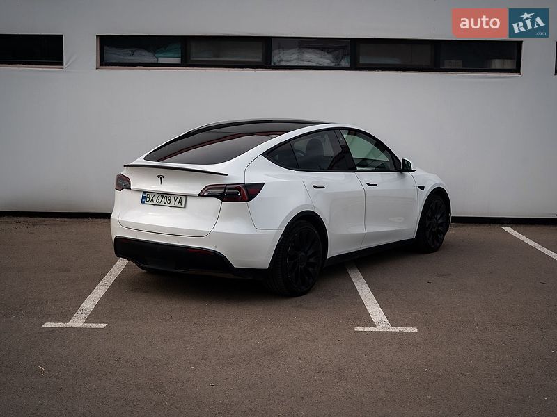 Внедорожник / Кроссовер Tesla Model Y 2020 в Хмельницком