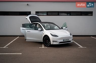 Внедорожник / Кроссовер Tesla Model Y 2020 в Хмельницком