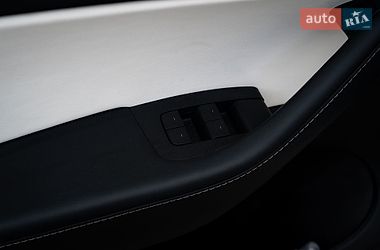 Внедорожник / Кроссовер Tesla Model Y 2020 в Хмельницком
