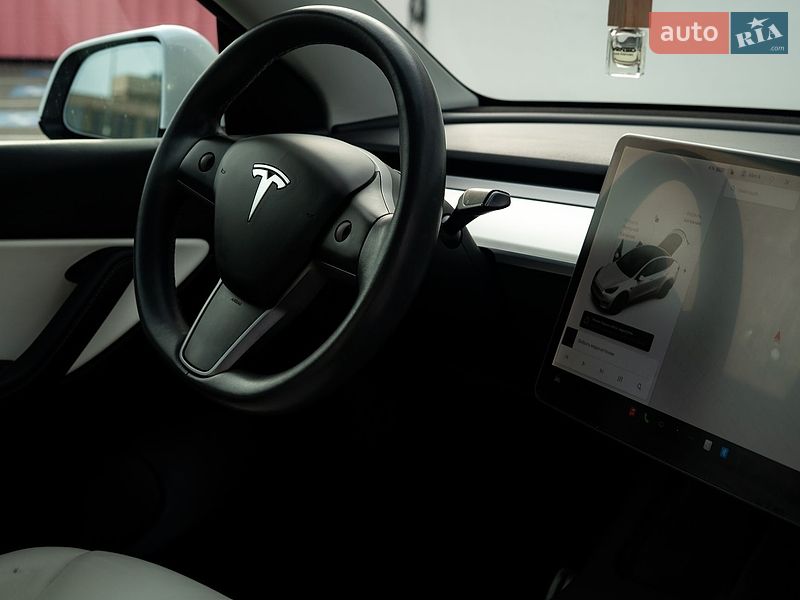 Внедорожник / Кроссовер Tesla Model Y 2020 в Хмельницком