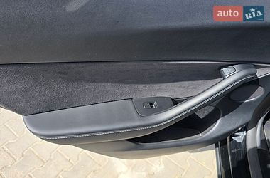 Внедорожник / Кроссовер Tesla Model Y 2023 в Луцке