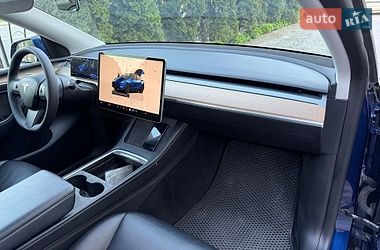 Внедорожник / Кроссовер Tesla Model Y 2022 в Киеве