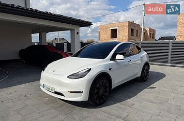 Внедорожник / Кроссовер Tesla Model Y 2021 в Ивано-Франковске