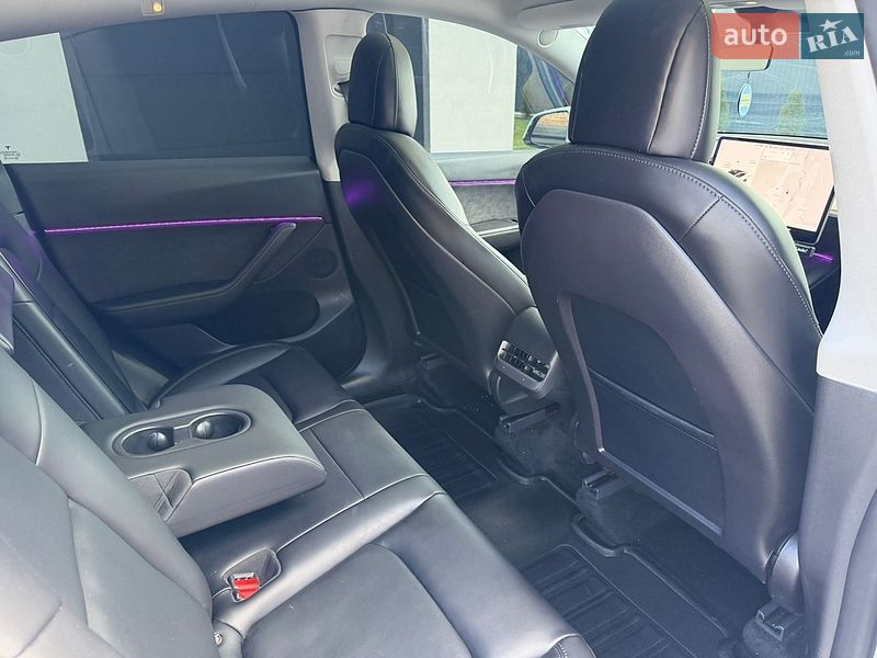 Внедорожник / Кроссовер Tesla Model Y 2021 в Ивано-Франковске