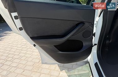 Позашляховик / Кросовер Tesla Model Y 2022 в Самборі