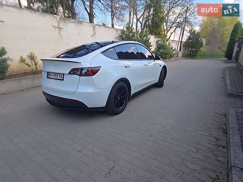 Внедорожник / Кроссовер Tesla Model Y 2022 в Хмельницком
