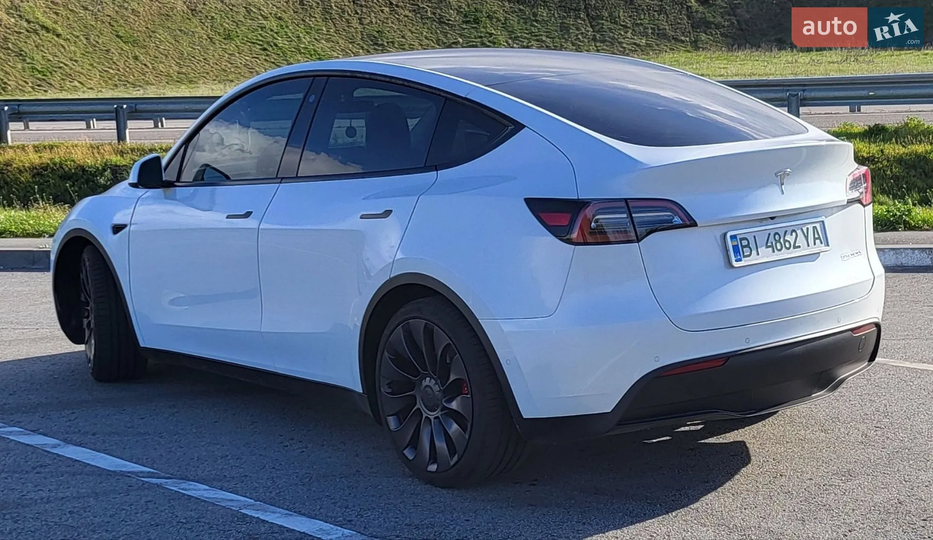 2021 Tesla Model Y - мініатюра 4