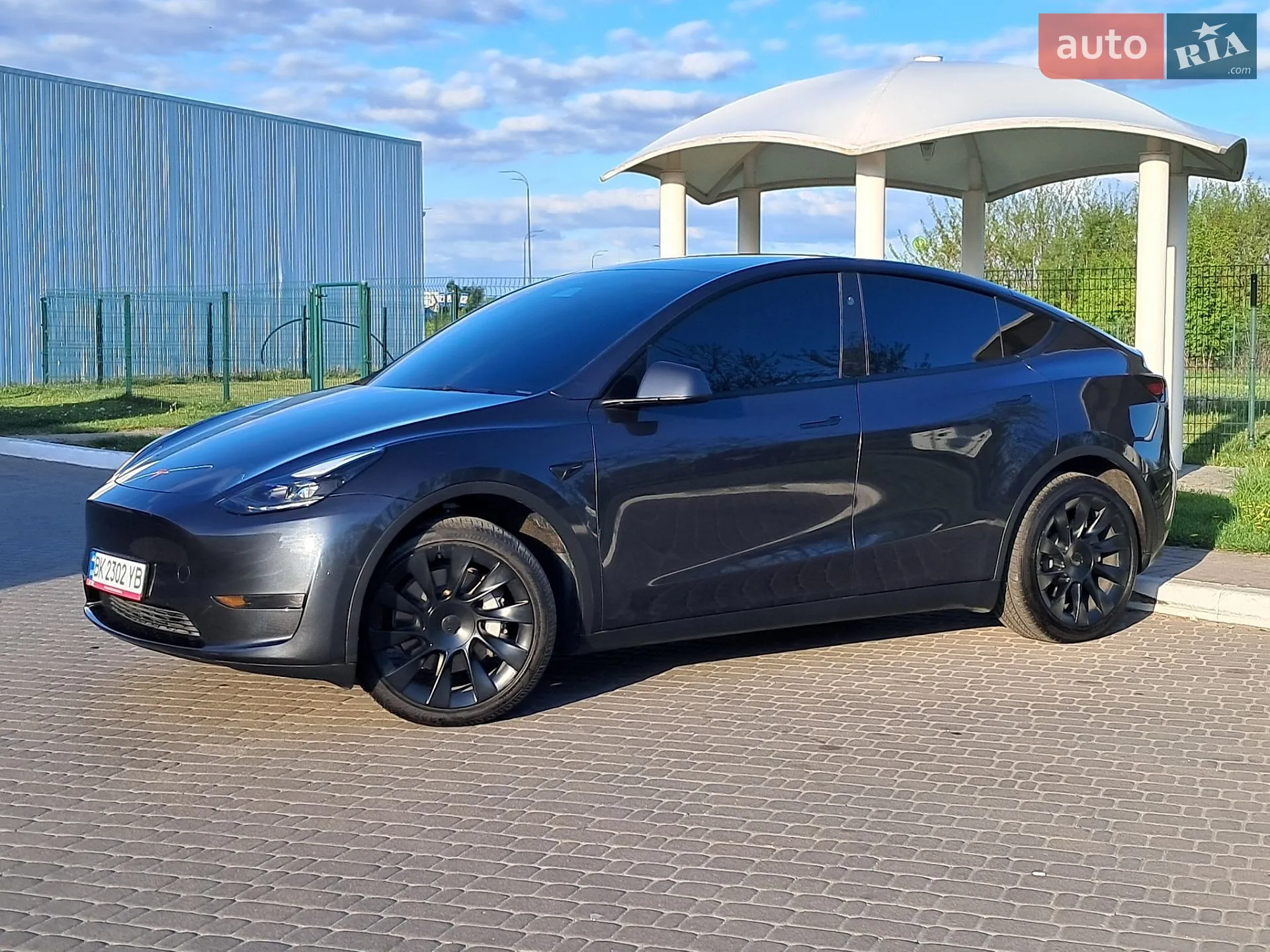2024 Tesla Model Y - мініатюра 10