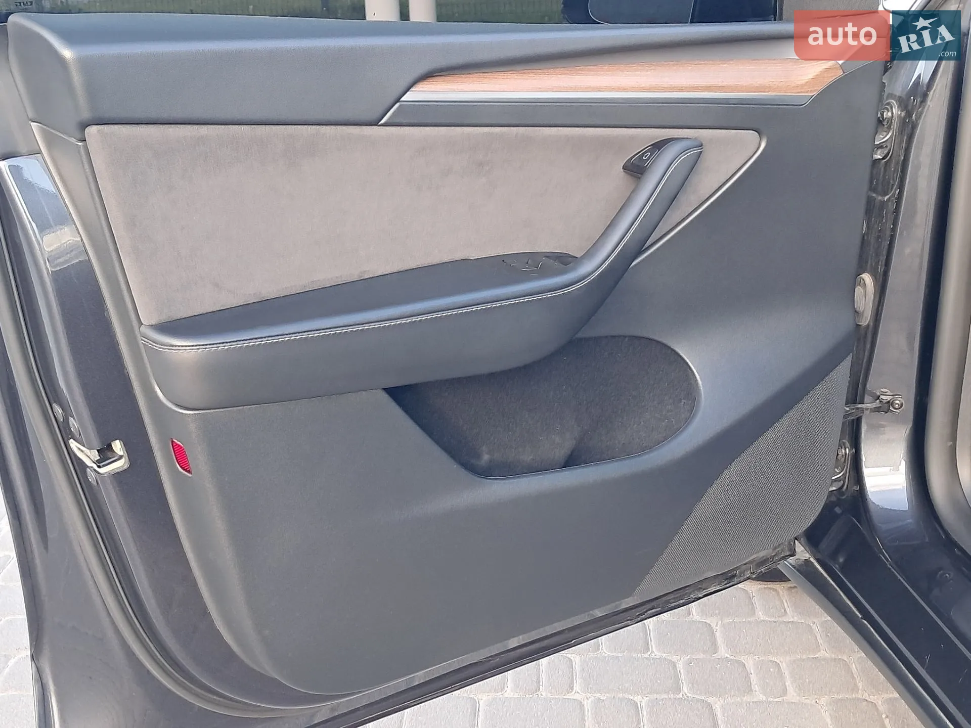 2024 Tesla Model Y - мініатюра 46