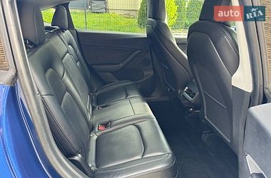 Внедорожник / Кроссовер Tesla Model Y 2021 в Луцке