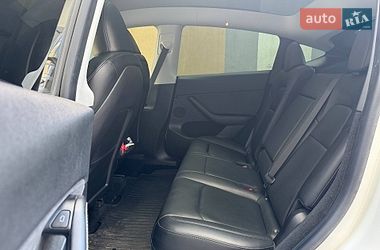 Внедорожник / Кроссовер Tesla Model Y 2023 в Львове