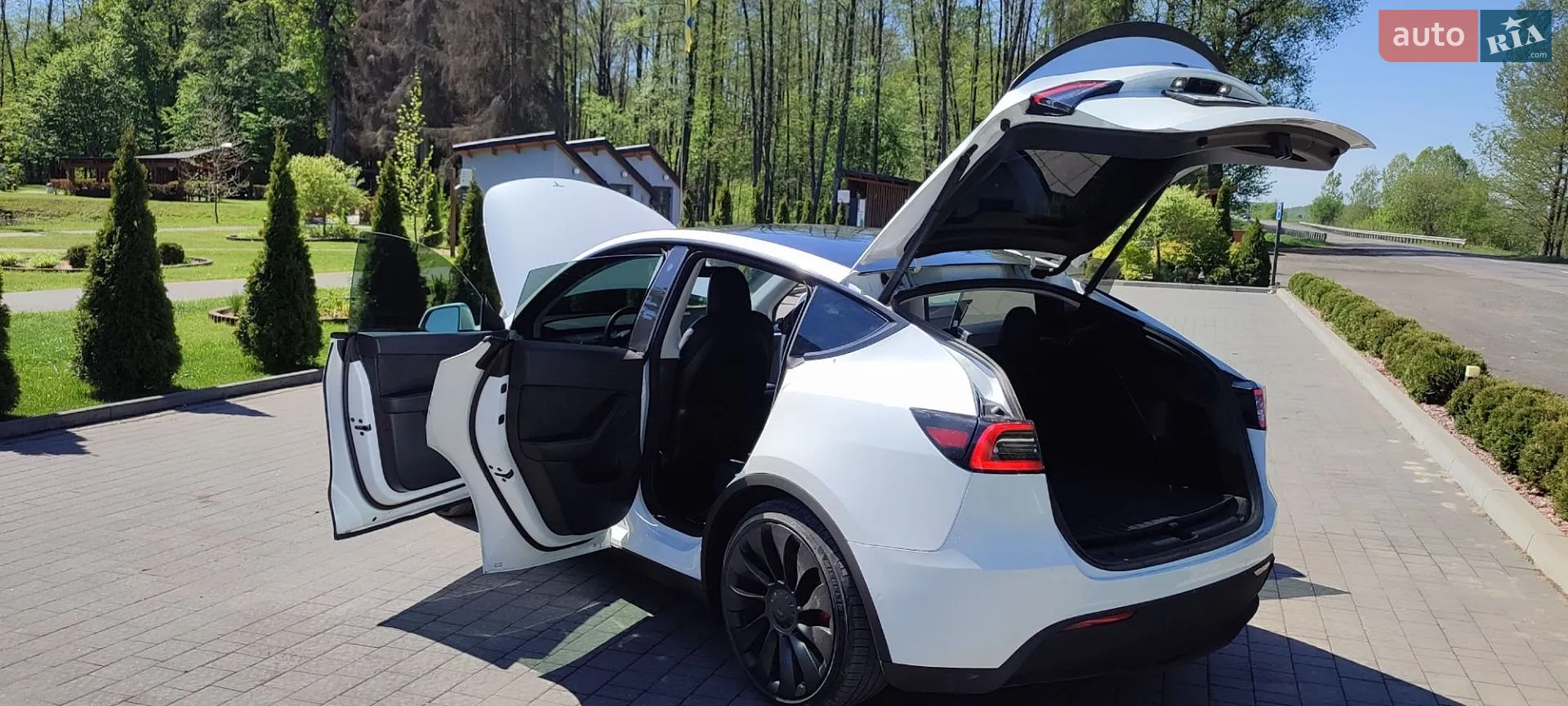 2021 Tesla Model Y - мініатюра 28