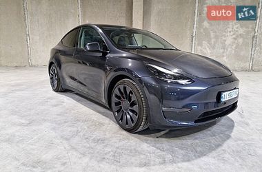 Внедорожник / Кроссовер Tesla Model Y 2024 в Киеве
