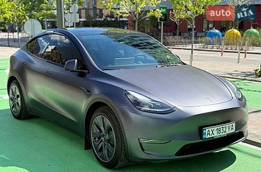 Внедорожник / Кроссовер Tesla Model Y 2023 в Киеве
