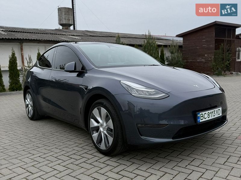 Позашляховик / Кросовер Tesla Model Y 2023 в Львові