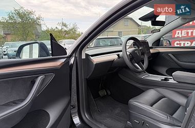 Позашляховик / Кросовер Tesla Model Y 2024 в Стрию
