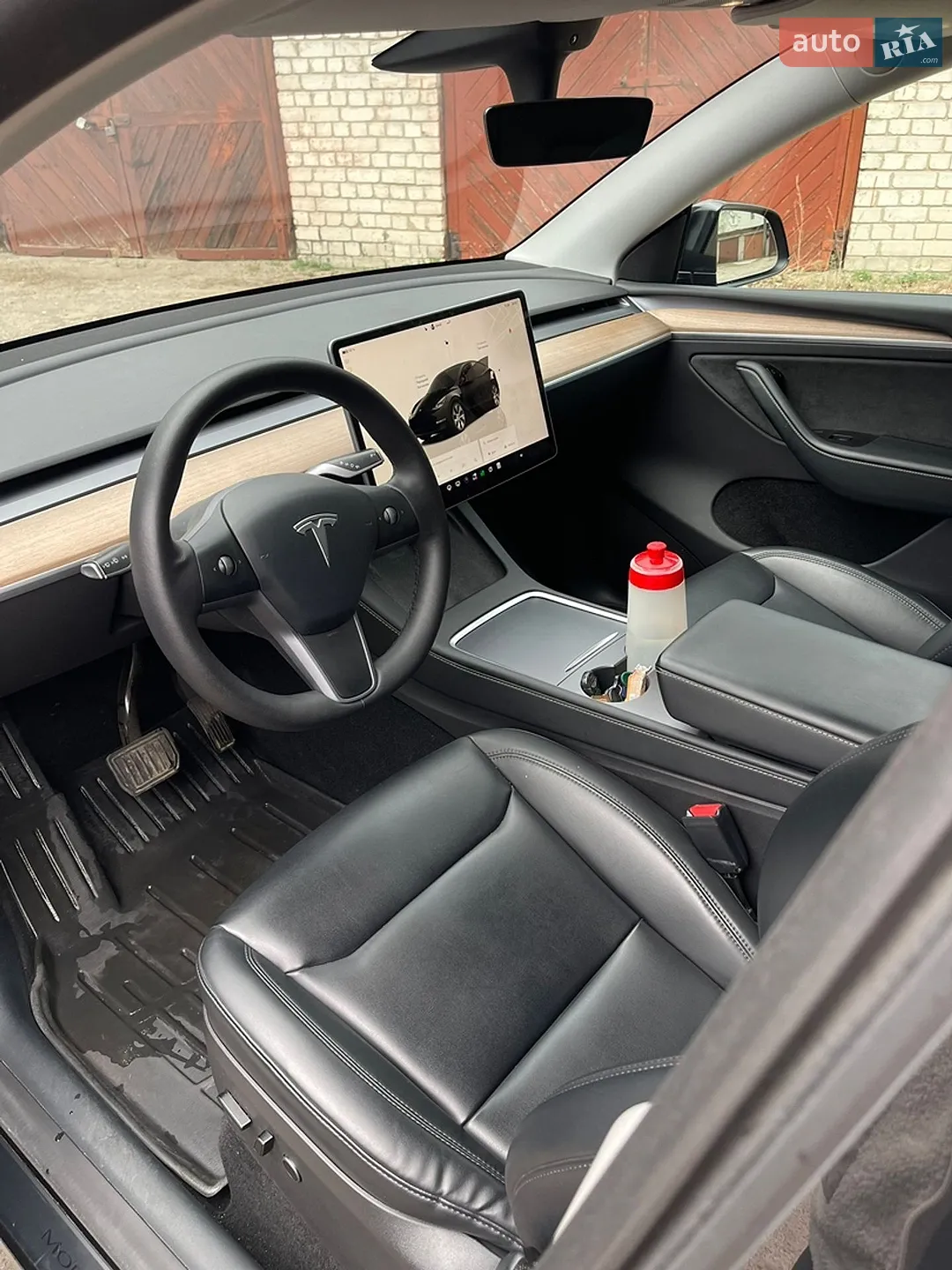 2022 Tesla Model Y - мініатюра 9
