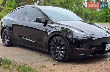 Позашляховик / Кросовер Tesla Model Y 2022 в Коростені