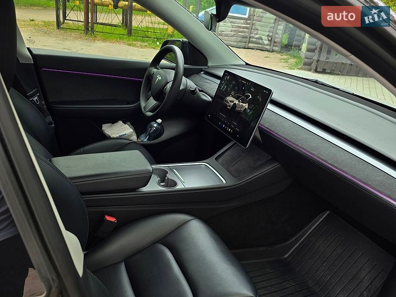Позашляховик / Кросовер Tesla Model Y 2022 в Коростені