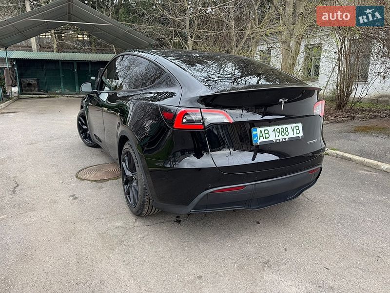 Tesla Model Y 2022