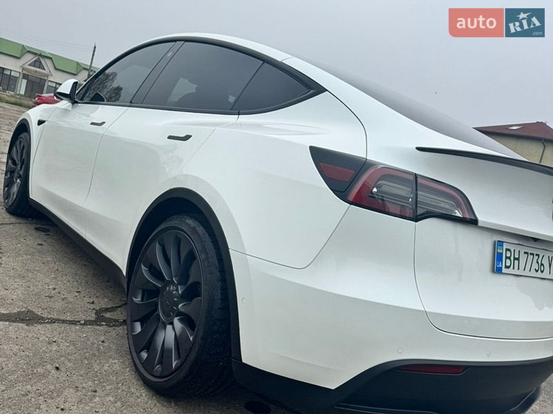 Внедорожник / Кроссовер Tesla Model Y 2022 в Одессе