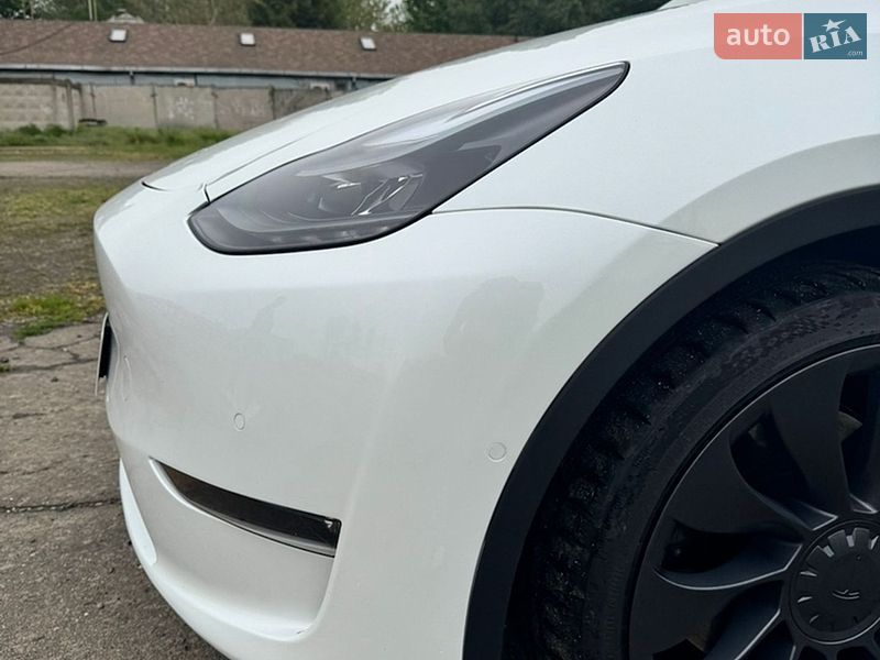 Внедорожник / Кроссовер Tesla Model Y 2022 в Одессе