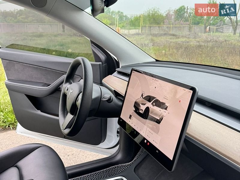 Внедорожник / Кроссовер Tesla Model Y 2022 в Одессе