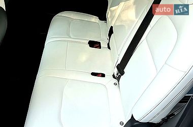 Позашляховик / Кросовер Tesla Model Y 2021 в Запоріжжі