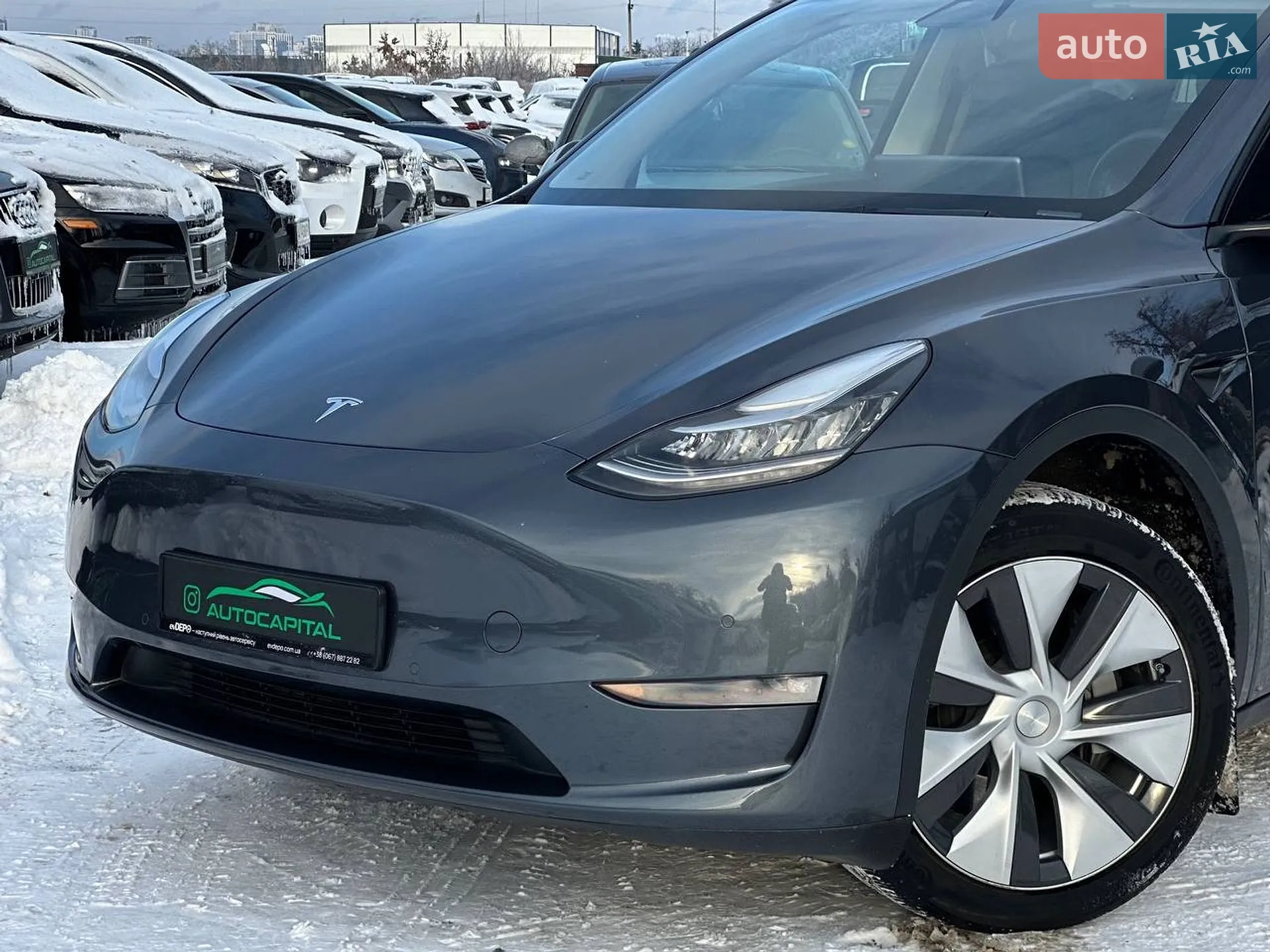 2022 Tesla Model Y - мініатюра 3