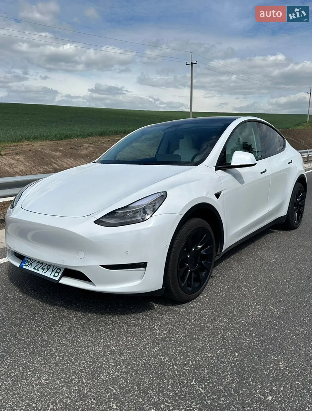 2021 Tesla Model Y - мініатюра 3