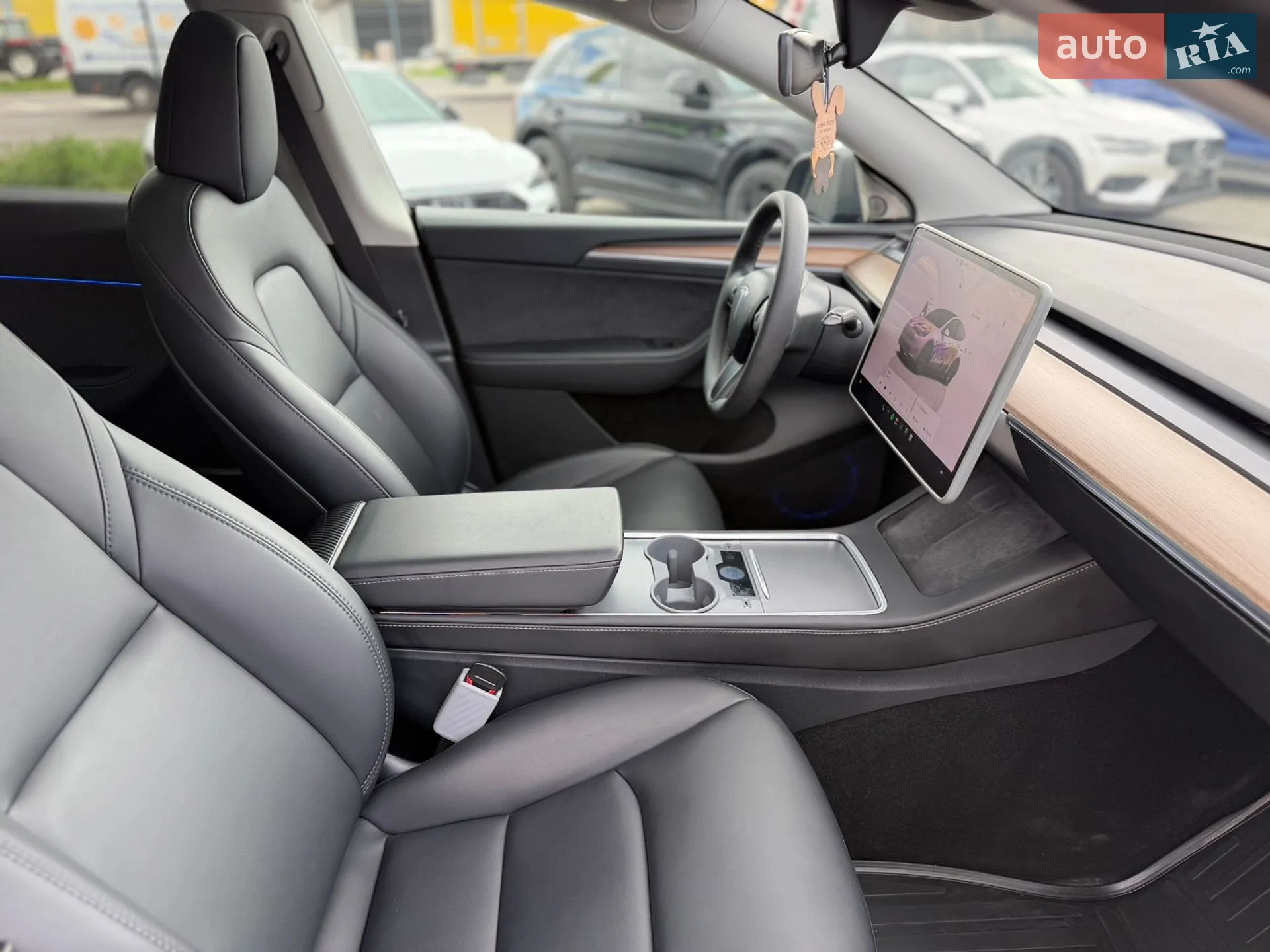 2024 Tesla Model Y - мініатюра 29