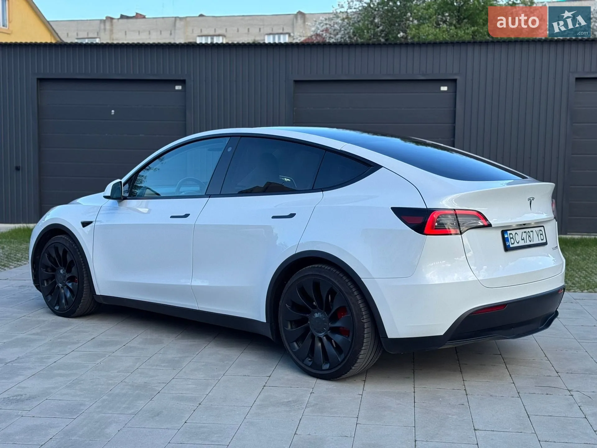 2022 Tesla Model Y - мініатюра 4