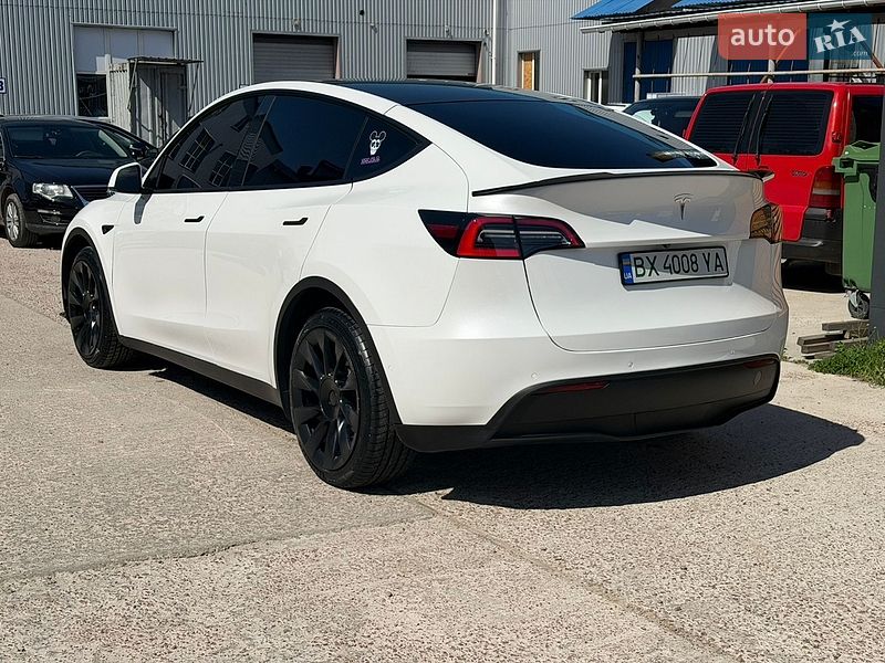 Позашляховик / Кросовер Tesla Model Y 2020 в Житомирі