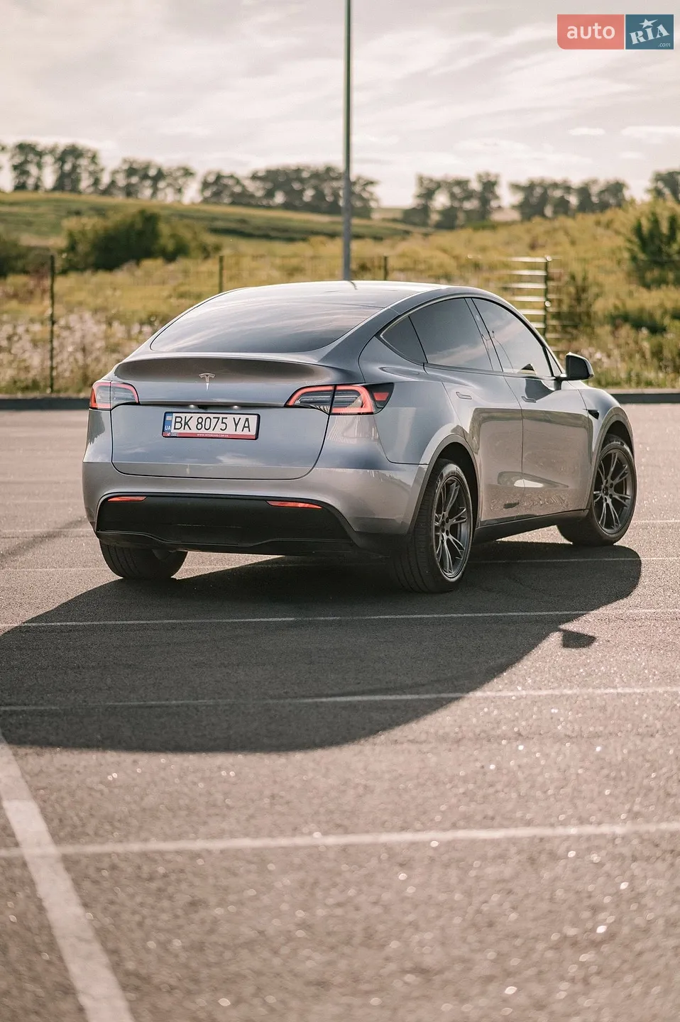 2024 Tesla Model Y - мініатюра 4