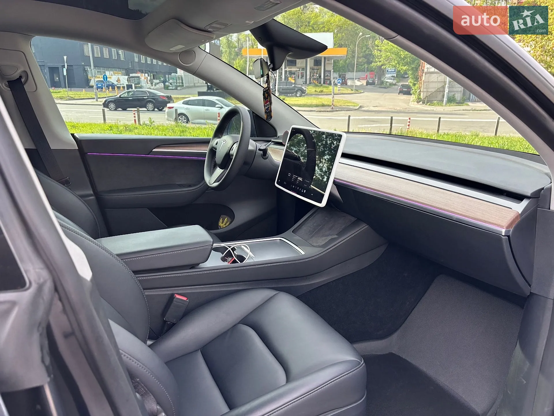 2024 Tesla Model Y - мініатюра 19