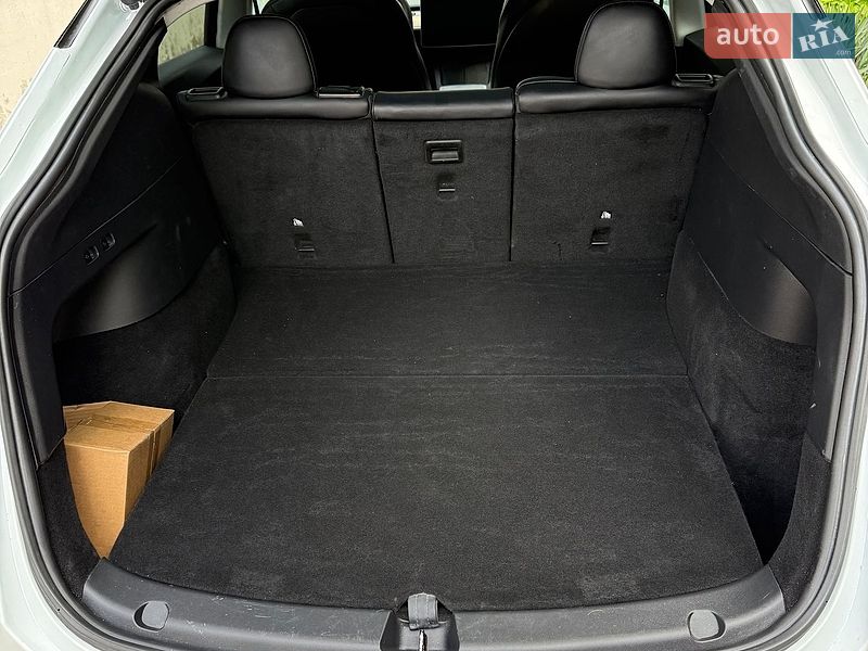 Внедорожник / Кроссовер Tesla Model Y 2021 в Одессе