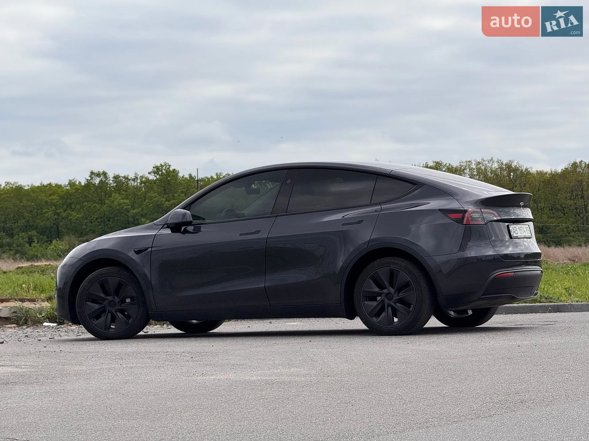 2024 Tesla Model Y - мініатюра 10
