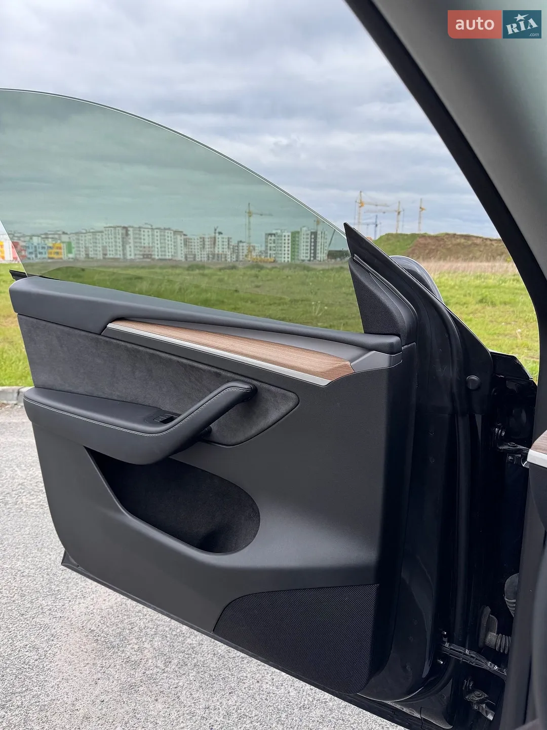 2024 Tesla Model Y - мініатюра 34