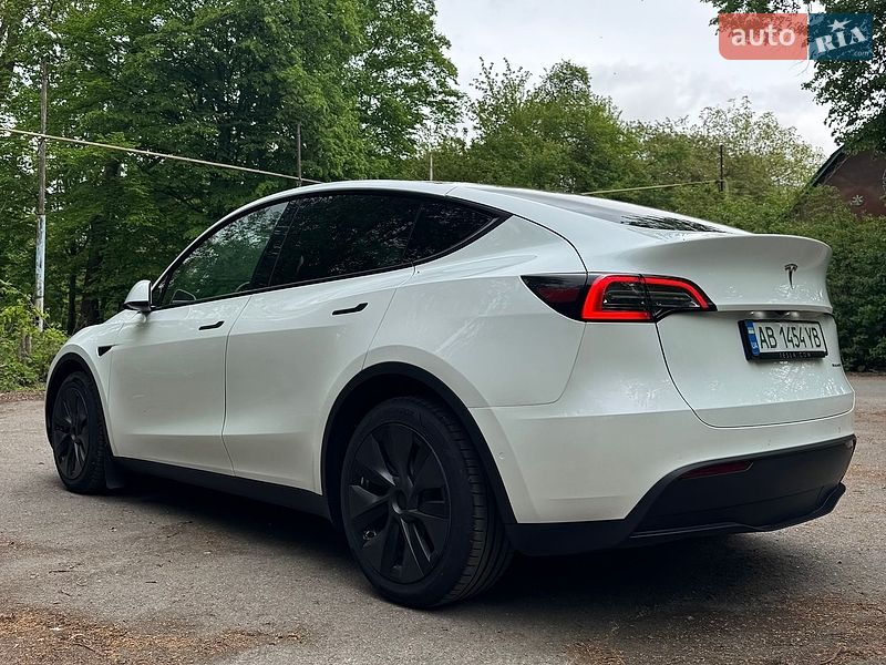 Внедорожник / Кроссовер Tesla Model Y 2022 в Виннице