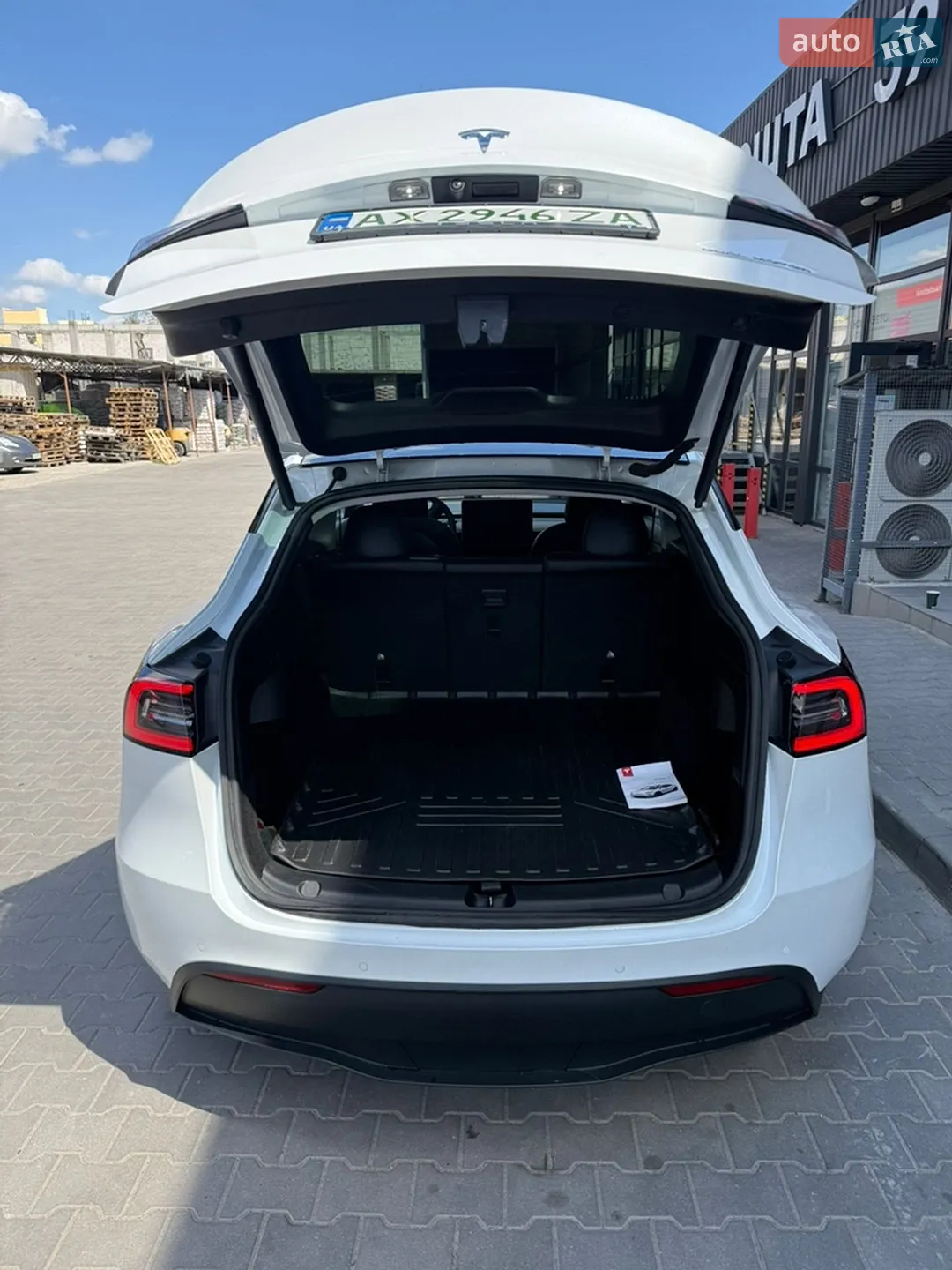 2021 Tesla Model Y - мініатюра 18