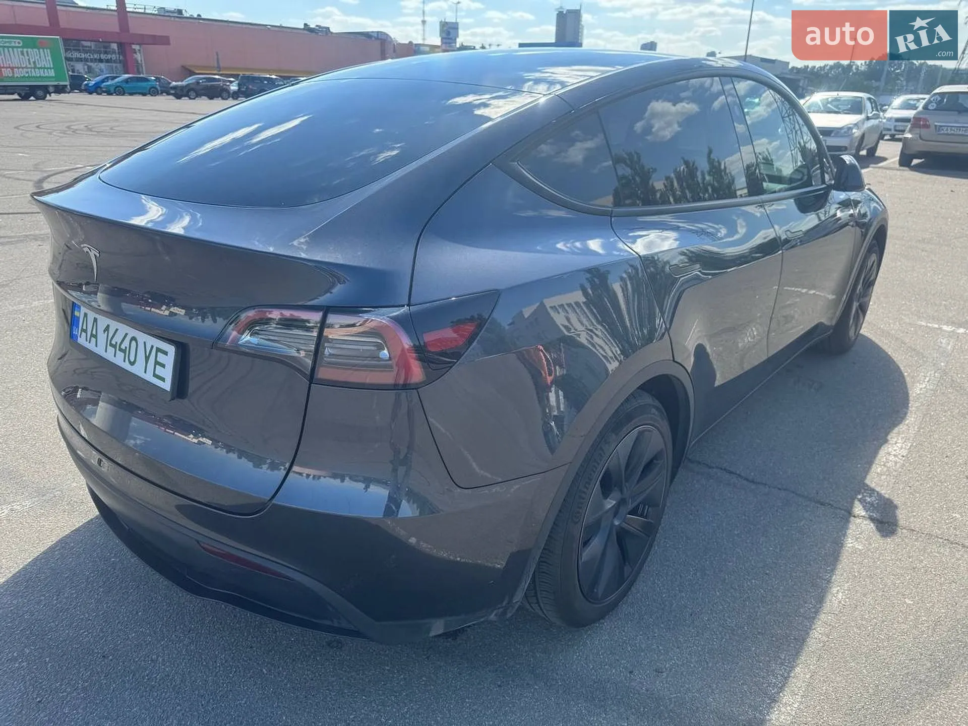 2025 Tesla Model Y - мініатюра 9