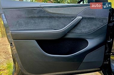 Внедорожник / Кроссовер Tesla Model Y 2025 в Киеве