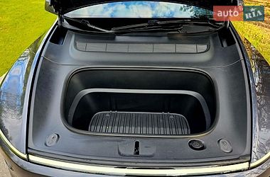 Внедорожник / Кроссовер Tesla Model Y 2025 в Киеве
