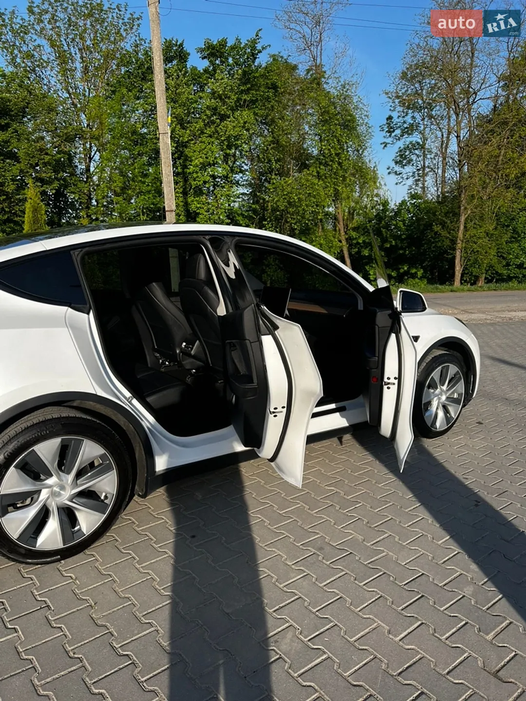 2020 Tesla Model Y - мініатюра 10