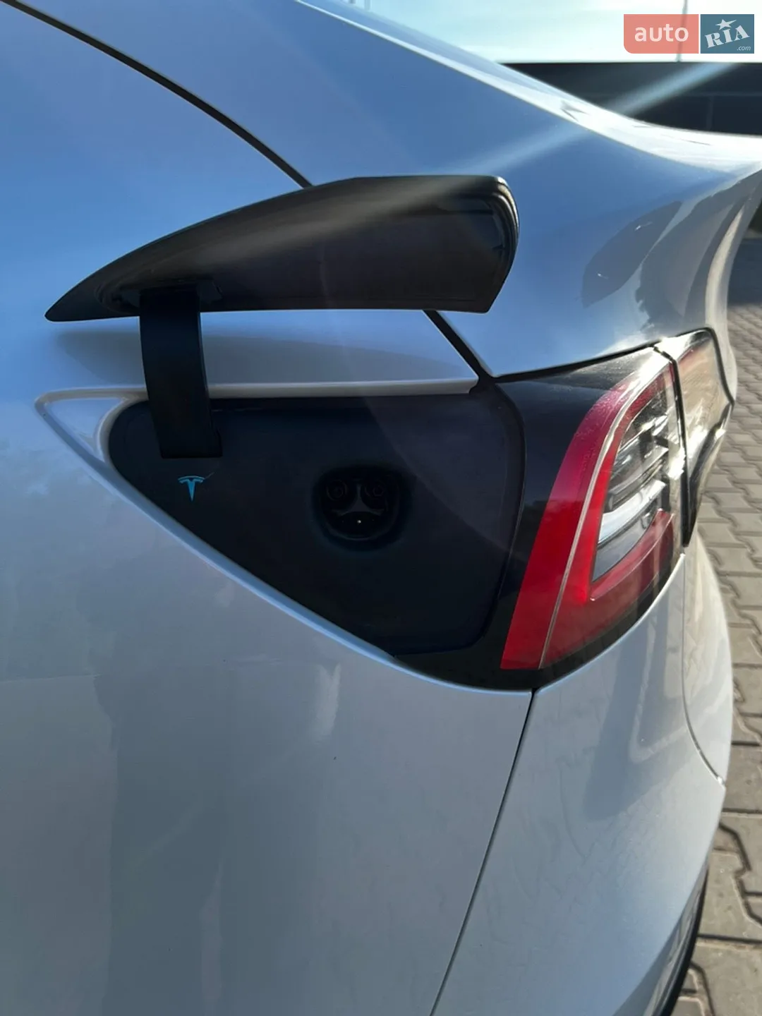 2020 Tesla Model Y - мініатюра 15