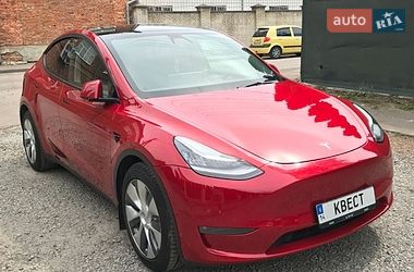 Внедорожник / Кроссовер Tesla Model Y 2023 в Львове