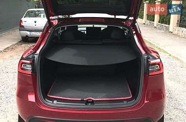 Внедорожник / Кроссовер Tesla Model Y 2023 в Львове