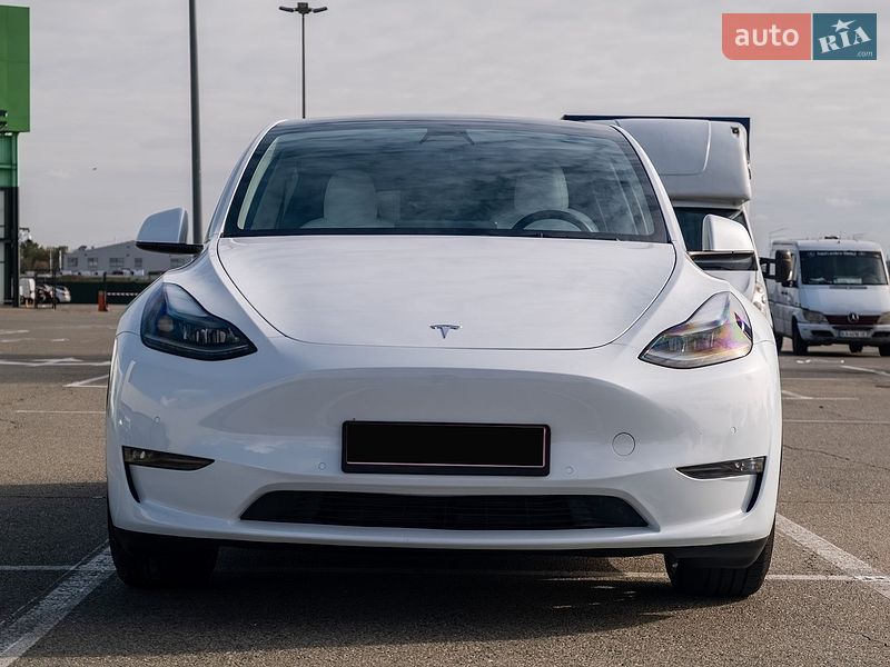 Позашляховик / Кросовер Tesla Model Y 2022 в Києві