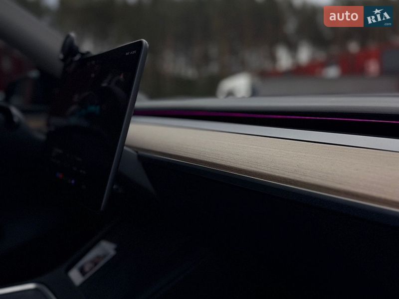Позашляховик / Кросовер Tesla Model Y 2022 в Львові